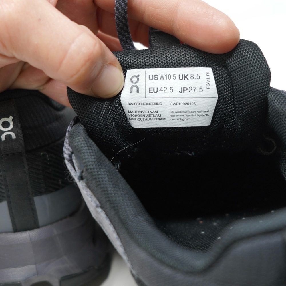 On Running Cloud Horizon Waterproof Trail Runners Women’s Size 10.5 Black - Picture 8 of 10